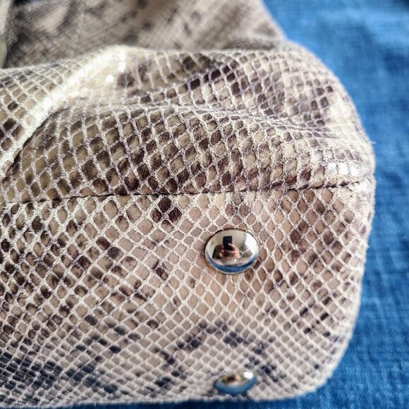 Mint Condition Y2K COACH F19679 Soho Pythoin Embossed Leather Shoulder/ Tote Bag - Picture 7 of 14